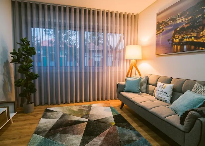 Apartman Lechartier 2 *